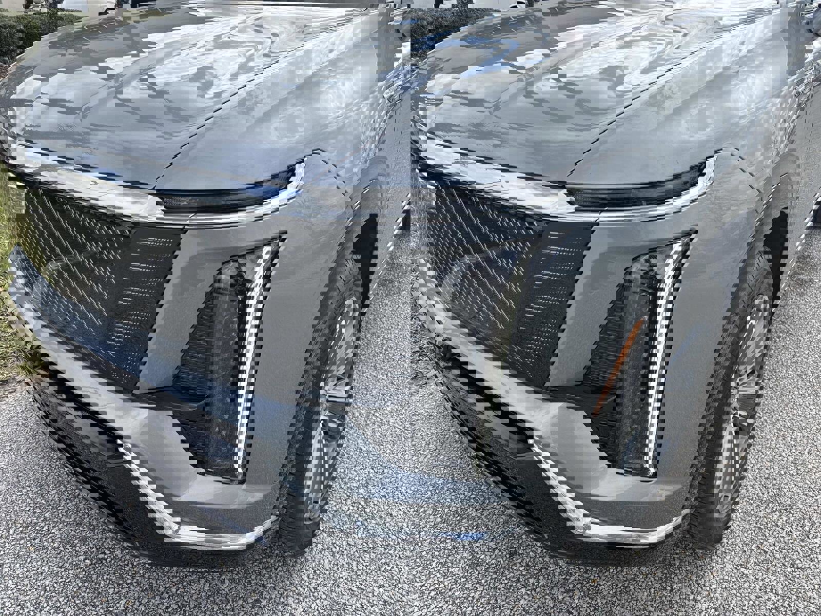 New 2026 Cadillac Vistiq Luxury w/ LPO, Floor Liner Package image 9