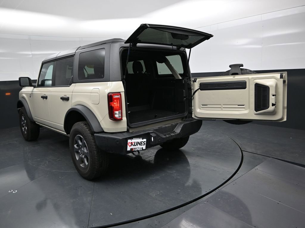 Used 2025 Ford Bronco Big Bend image 12