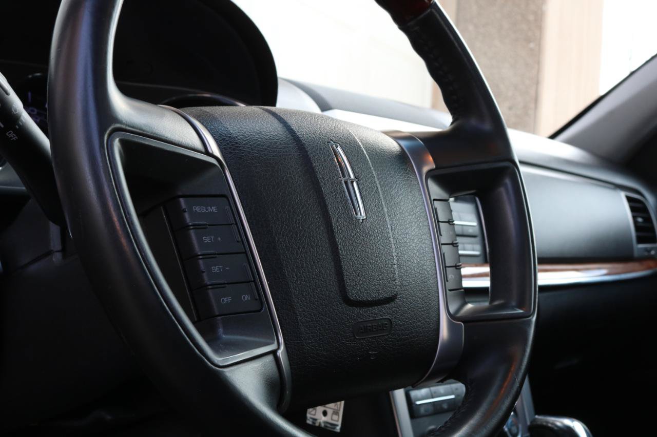 Used 2011 Lincoln MKZ FWD image 26