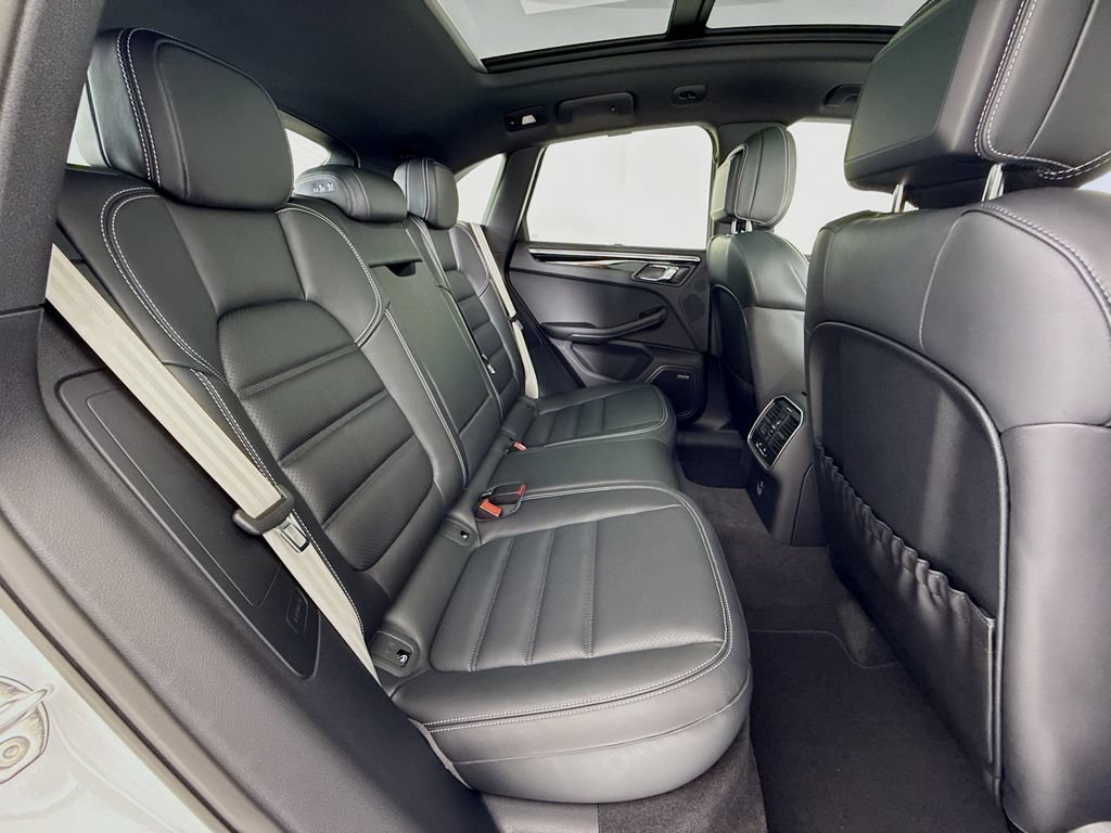 New 2026 Porsche Macan S AWD/4WD image 32