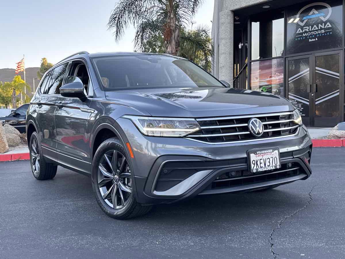 Used 2022 Volkswagen Tiguan SE