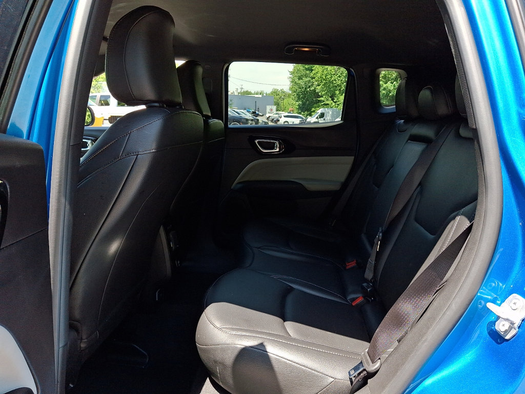 Used 2025 Jeep Compass Limited AWD/4WD image 20