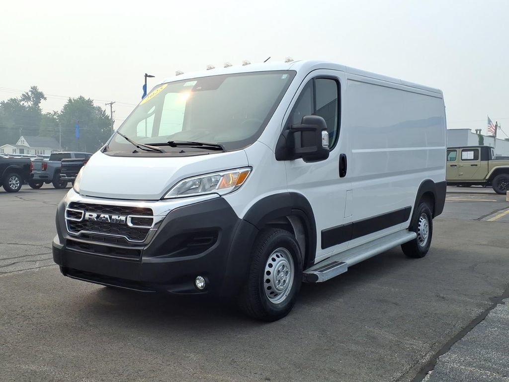 Used 2025 RAM ProMaster 2500 w/ U-Haul Equipment Group FWD image 3