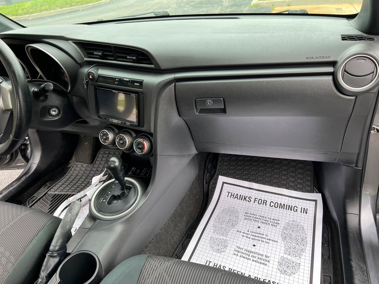 Used 2011 Scion tC FWD image 27