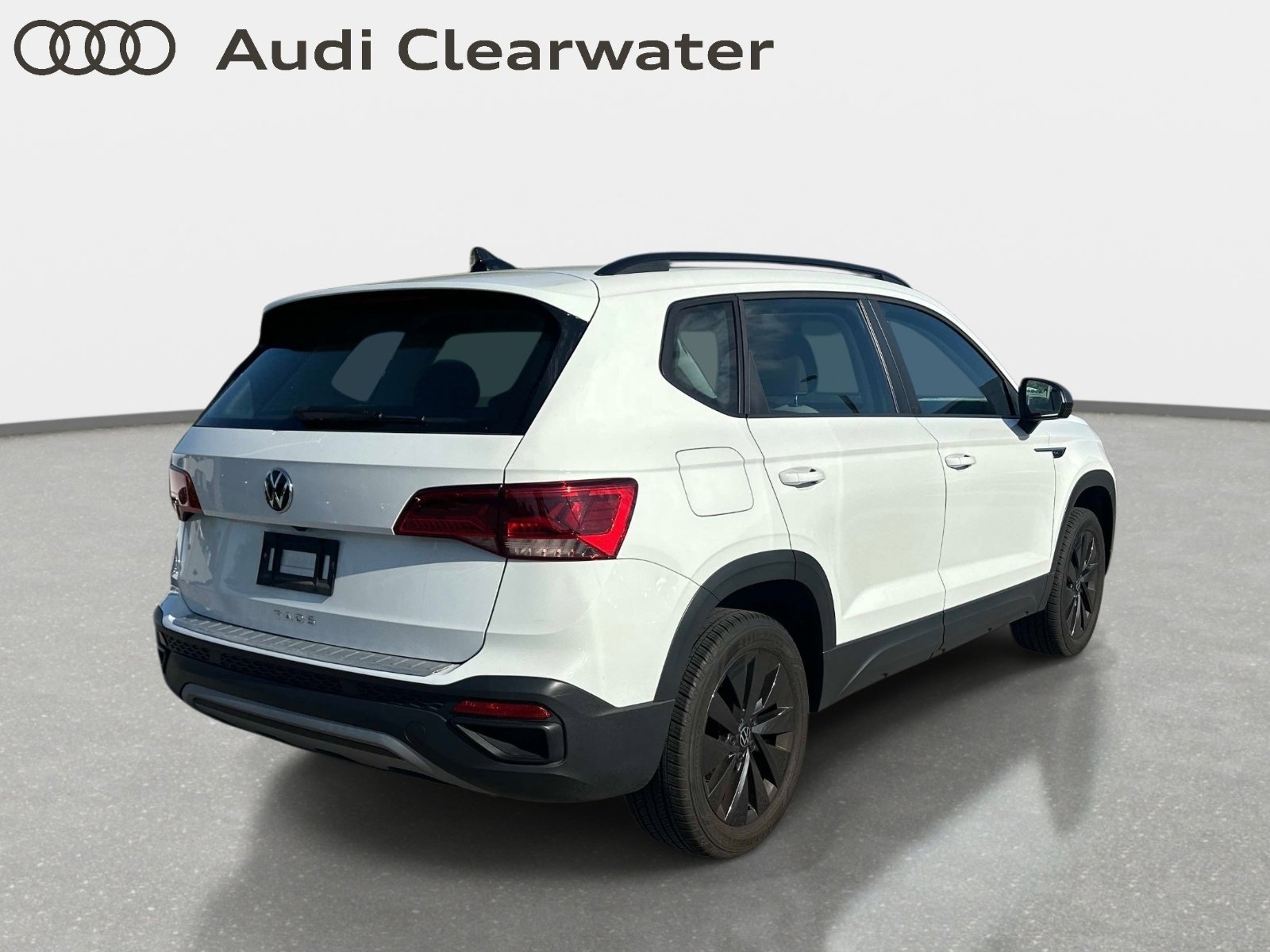 Used 2022 Volkswagen Taos S FWD image 4