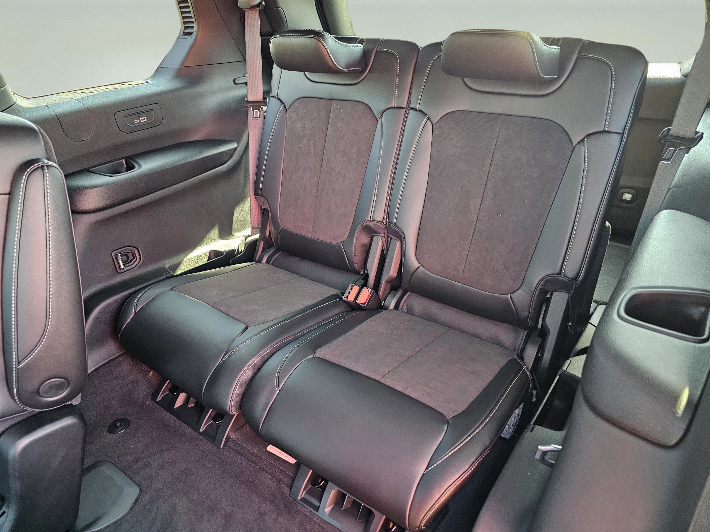 New 2025 Jeep Grand Cherokee L Altitude image 33