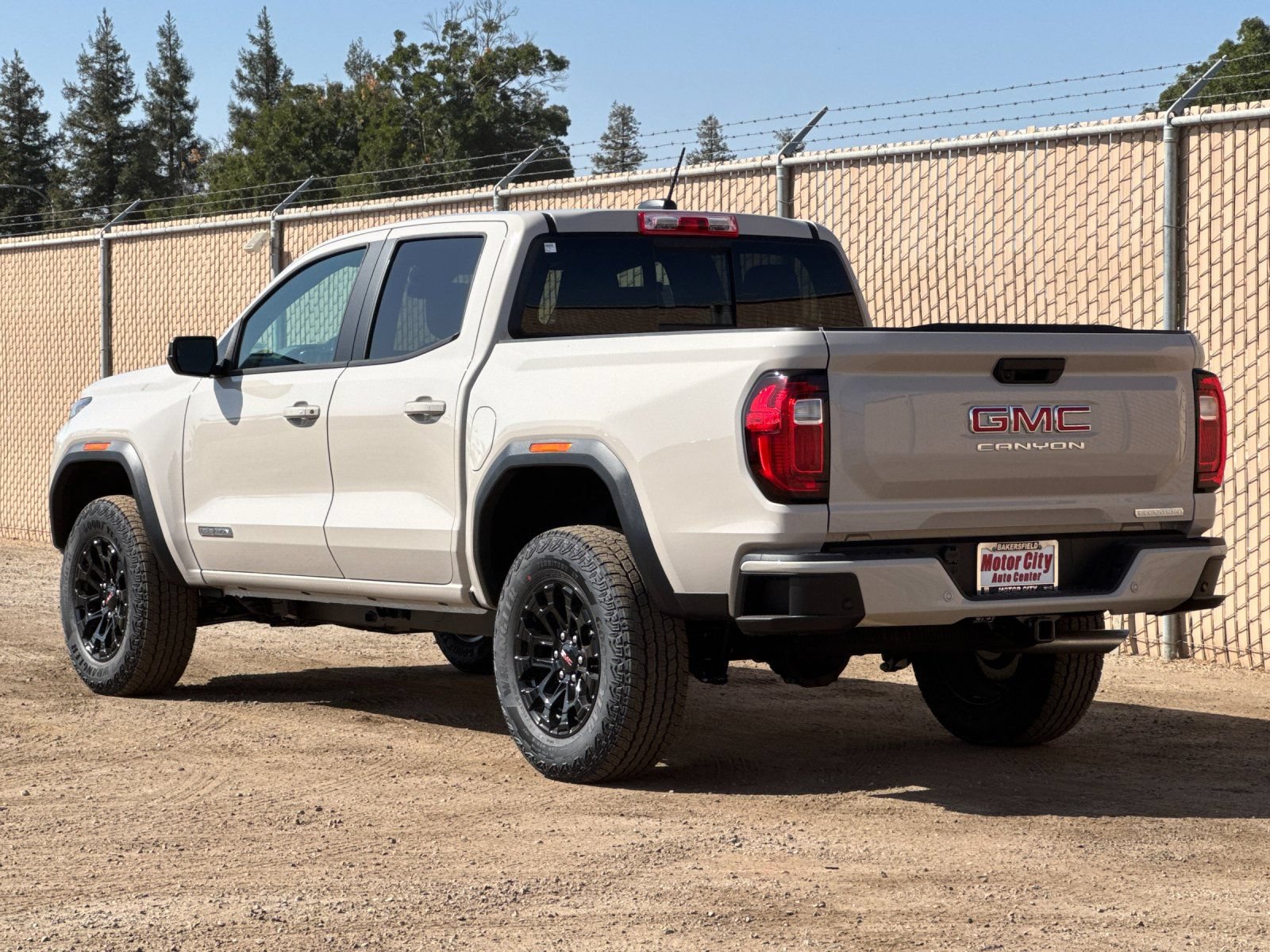 New 2026 GMC Canyon Elevation RWD image 6