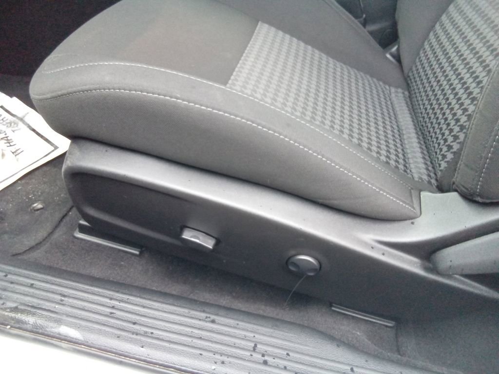 Used 2023 Dodge Challenger R/T w/ Blacktop Package image 12