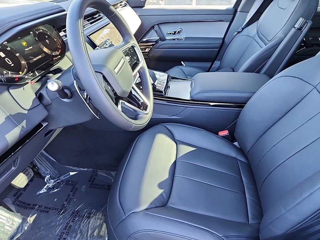Certified 2025 Land Rover Range Rover Sport image 23
