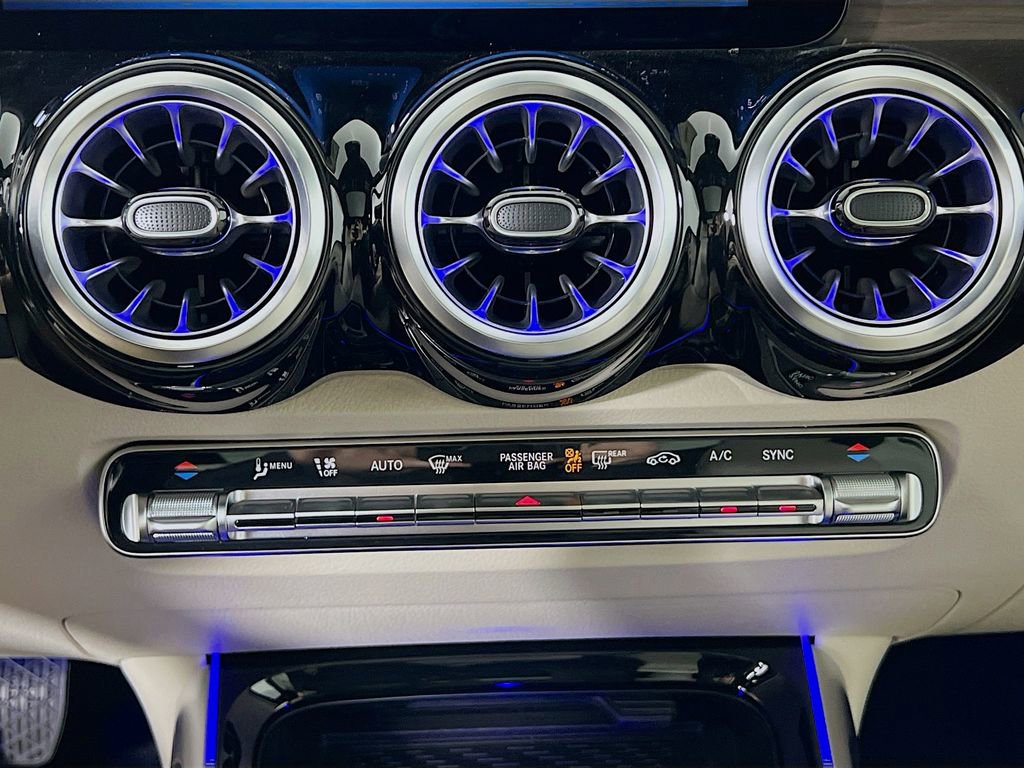 New 2026 Mercedes-Benz GLB 250 4MATIC image 18