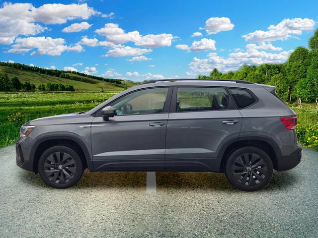 Used 2022 Volkswagen Taos S FWD image 3