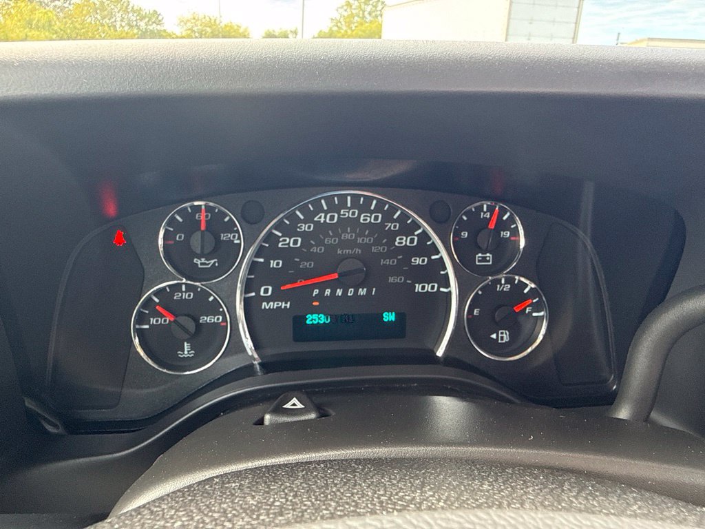 Used 2025 Chevrolet Express 3500 LT w/ LT Preferred Equipment Group RWD image 27