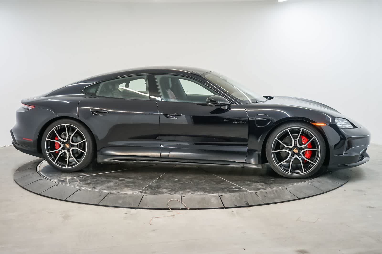 New 2026 Porsche Taycan 4S AWD/4WD image 8