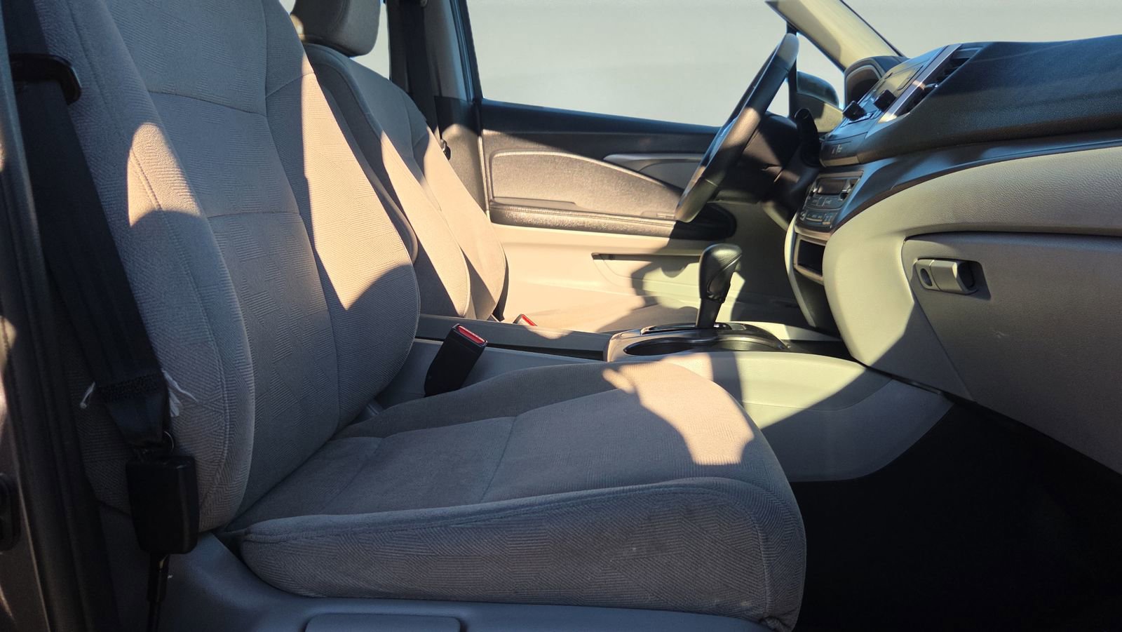 Used 2019 Honda Pilot LX image 13