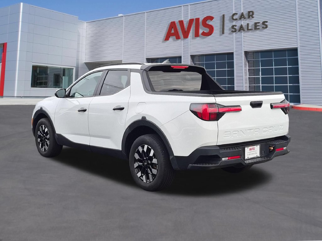 Used 2025 Hyundai Santa Cruz SEL FWD image 9