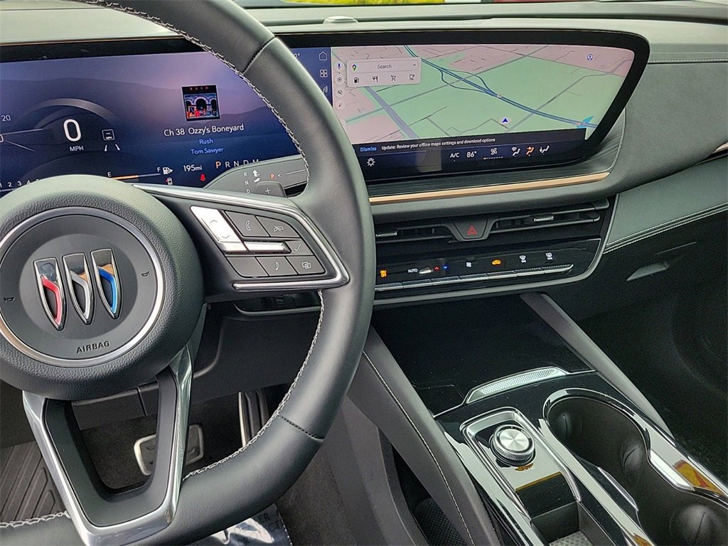 Used 2025 Buick Envision Sport Touring image 25