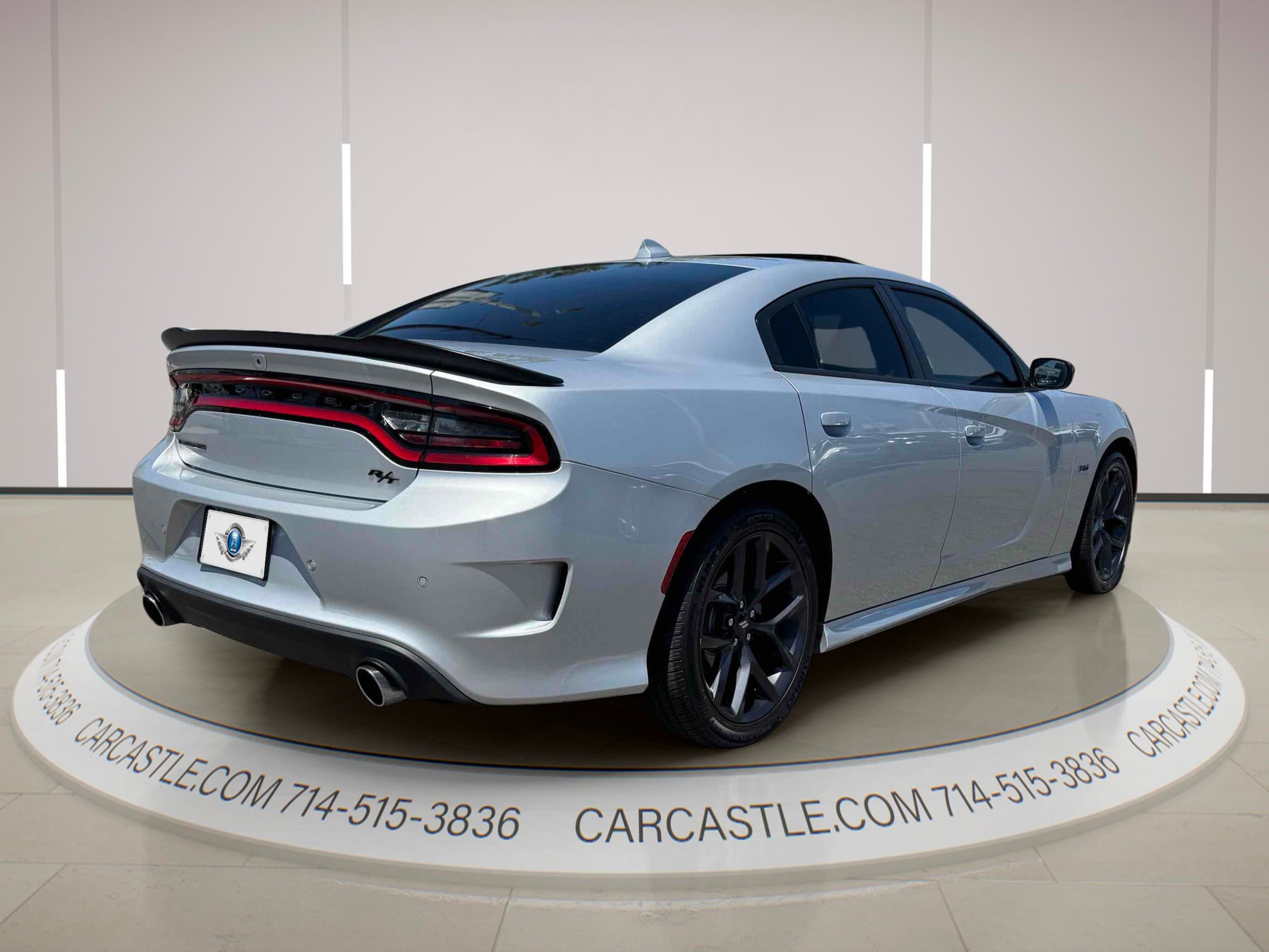 Used 2023 Dodge Charger R/T w/ Plus Group RWD image 5