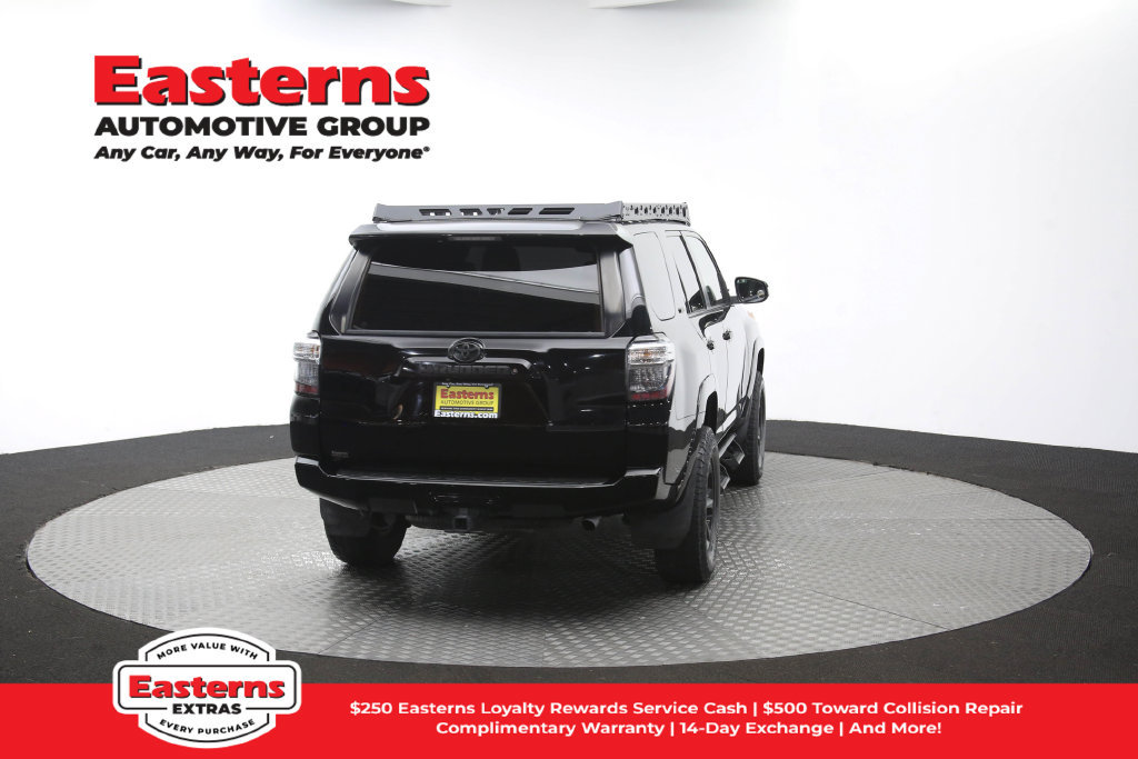 Used 2014 Toyota 4Runner SR5 AWD/4WD image 40
