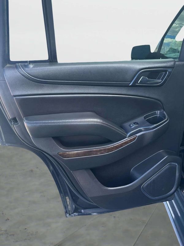 Used 2018 Chevrolet Tahoe LT w/ Luxury Package AWD/4WD image 18