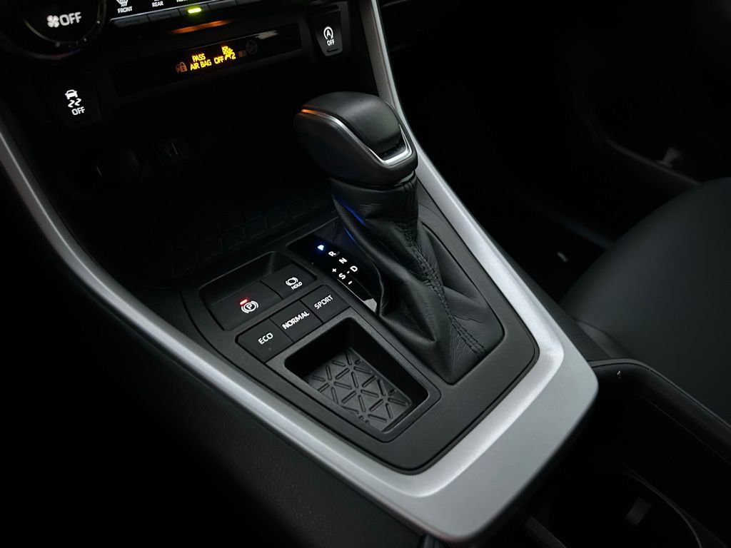 Certified 2023 Toyota RAV4 XLE Premium image 27