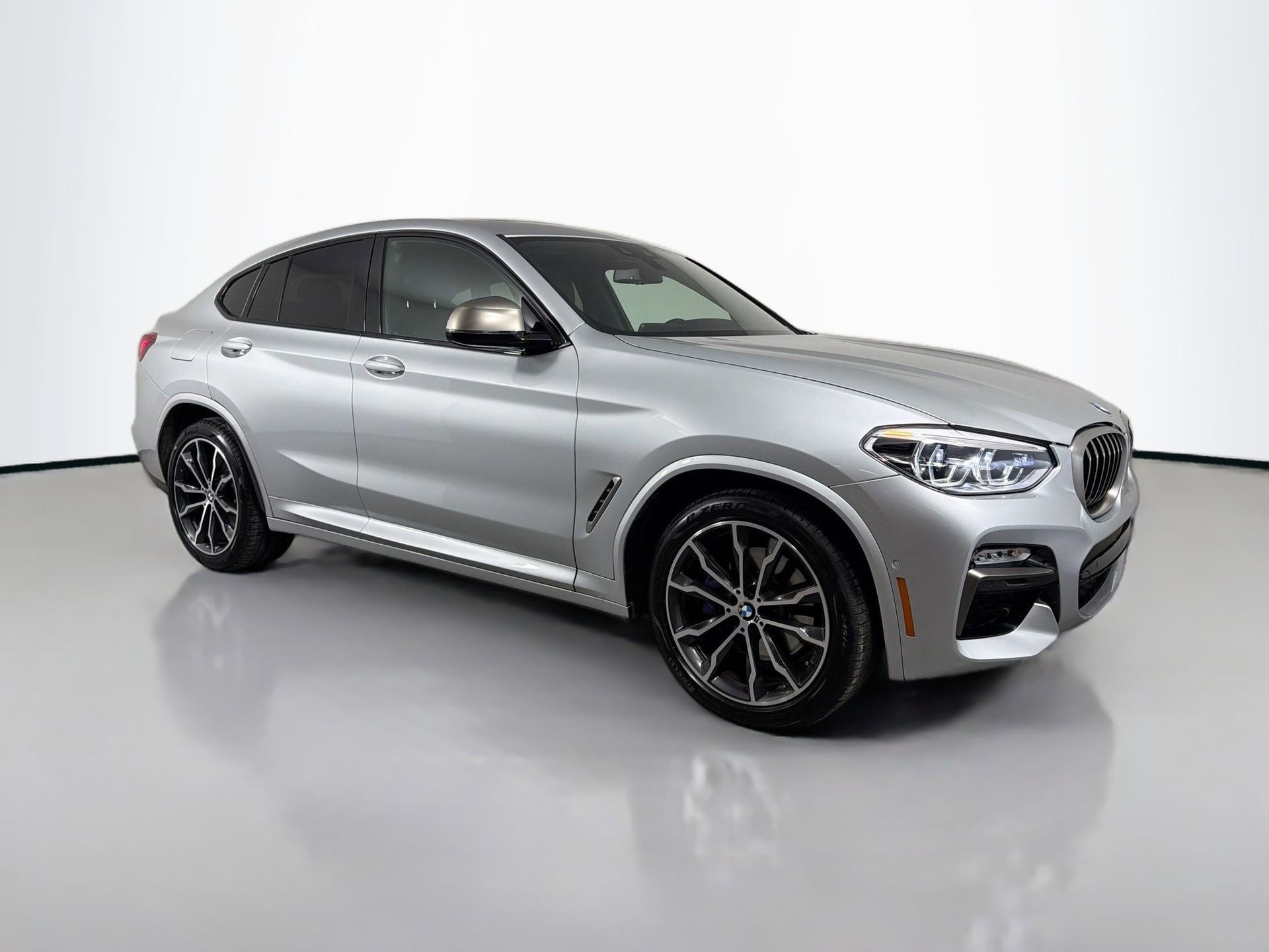 Used 2019 BMW X4 M40i w/ Driving Assistance Package image 4