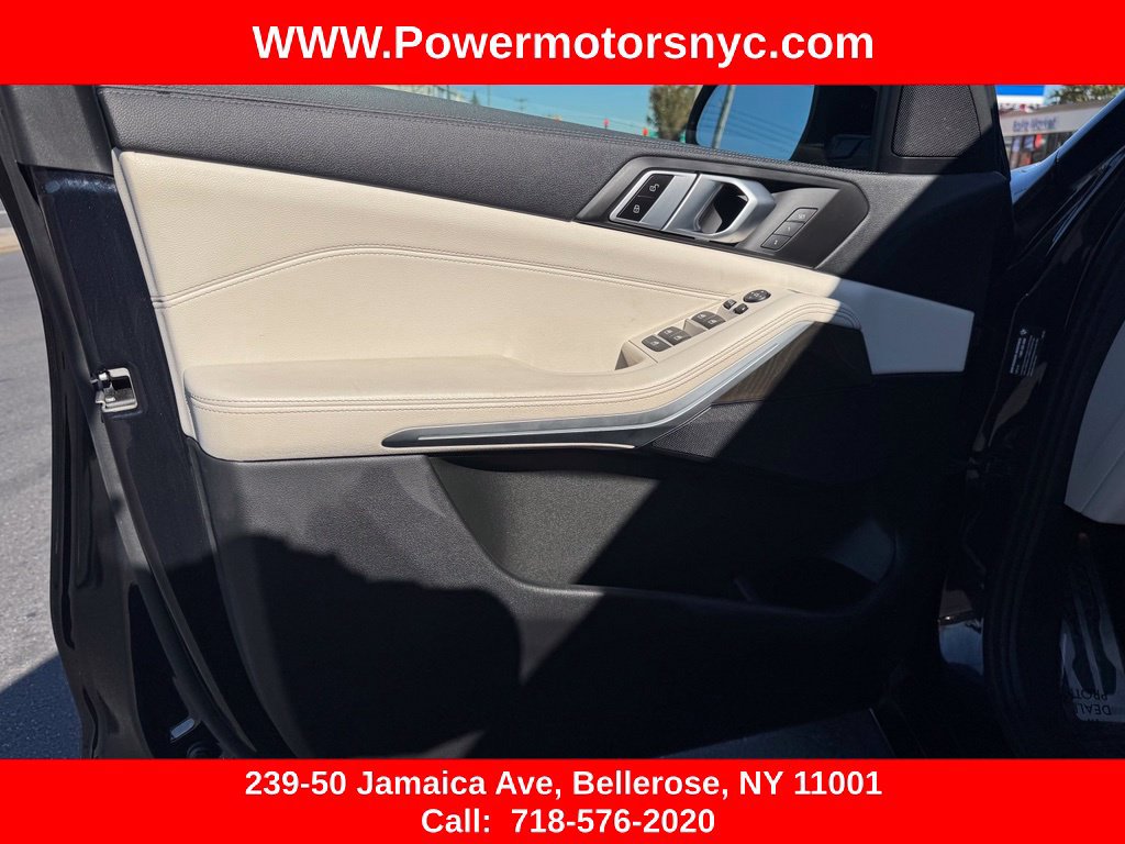 Used 2022 BMW X5 xDrive40i w/ M Sport Package AWD/4WD image 18