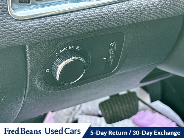 Used 2017 Chevrolet Cruze LT image 12