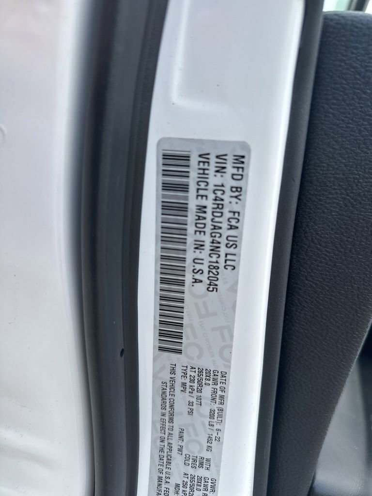 Used 2022 Dodge Durango SXT w/ Anodized Platinum Package image 40