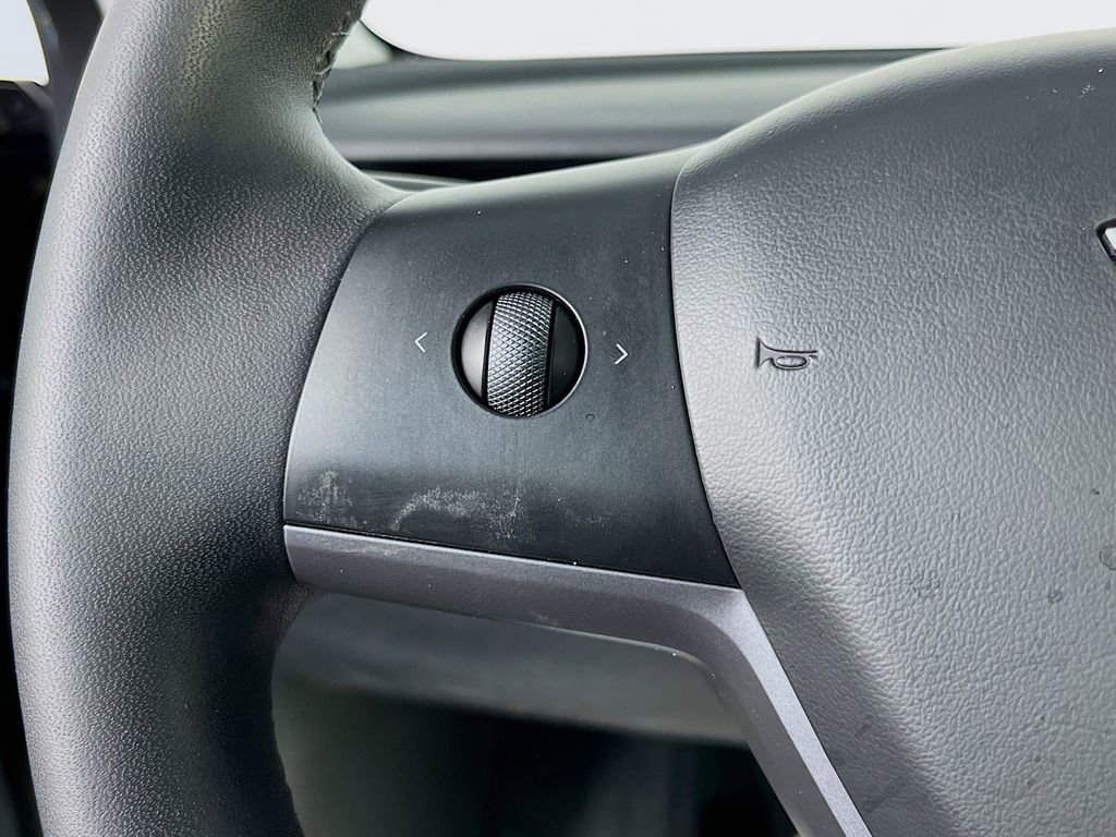 Used 2023 Tesla Model 3 Standard Range RWD image 12