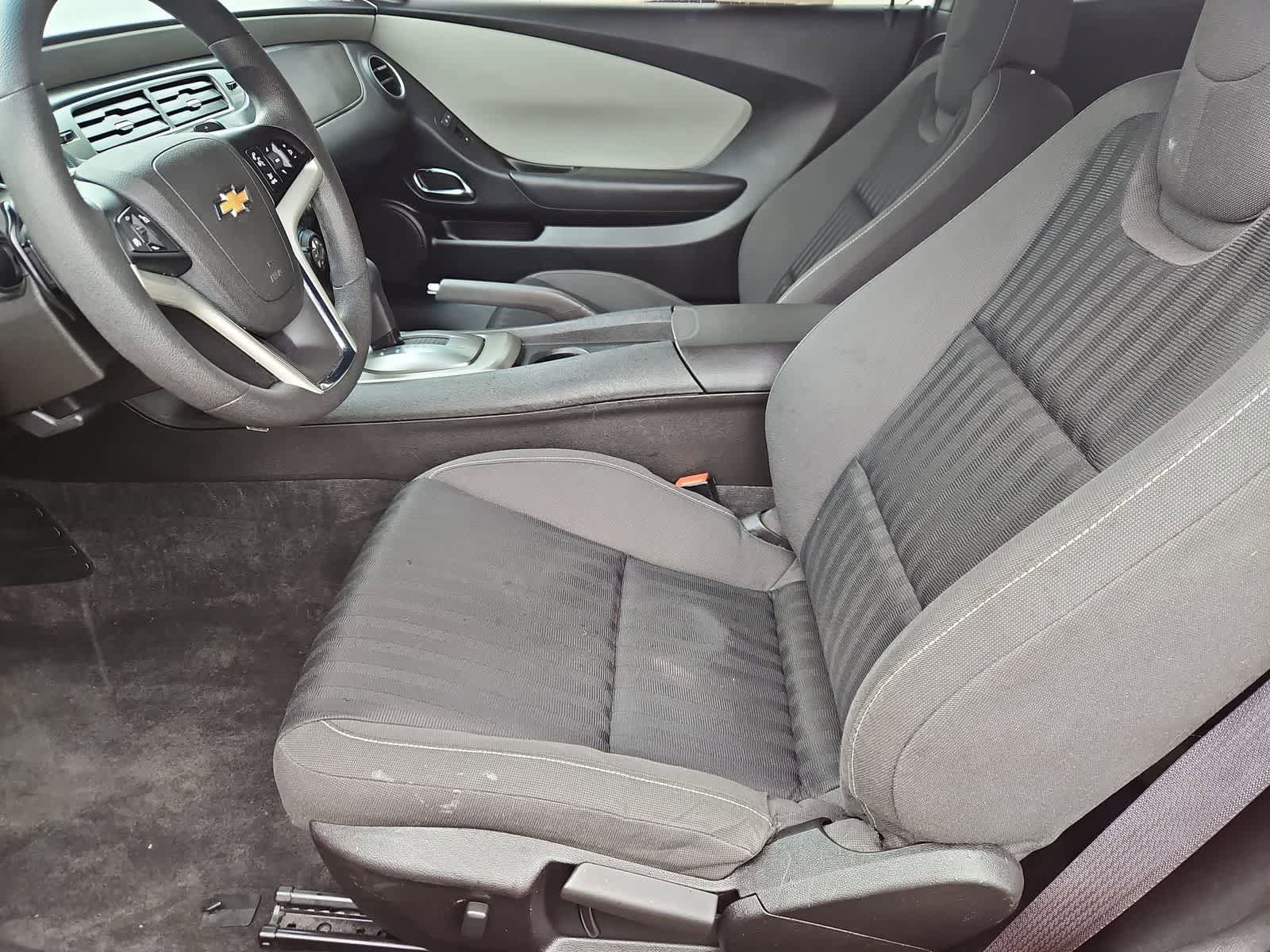 Used 2015 Chevrolet Camaro LS RWD image 16