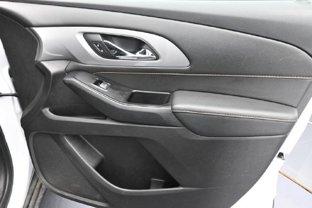 Used 2020 Chevrolet Traverse LS FWD image 32