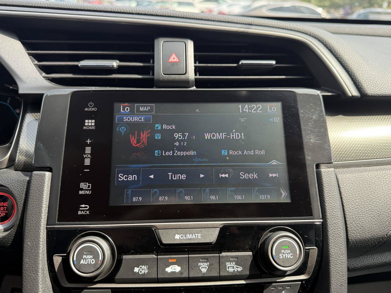 Used 2017 Honda Civic EX-L image 10