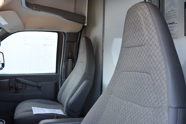 Used 2020 Chevrolet Express 3500 w/ Power Convenience Package image 10