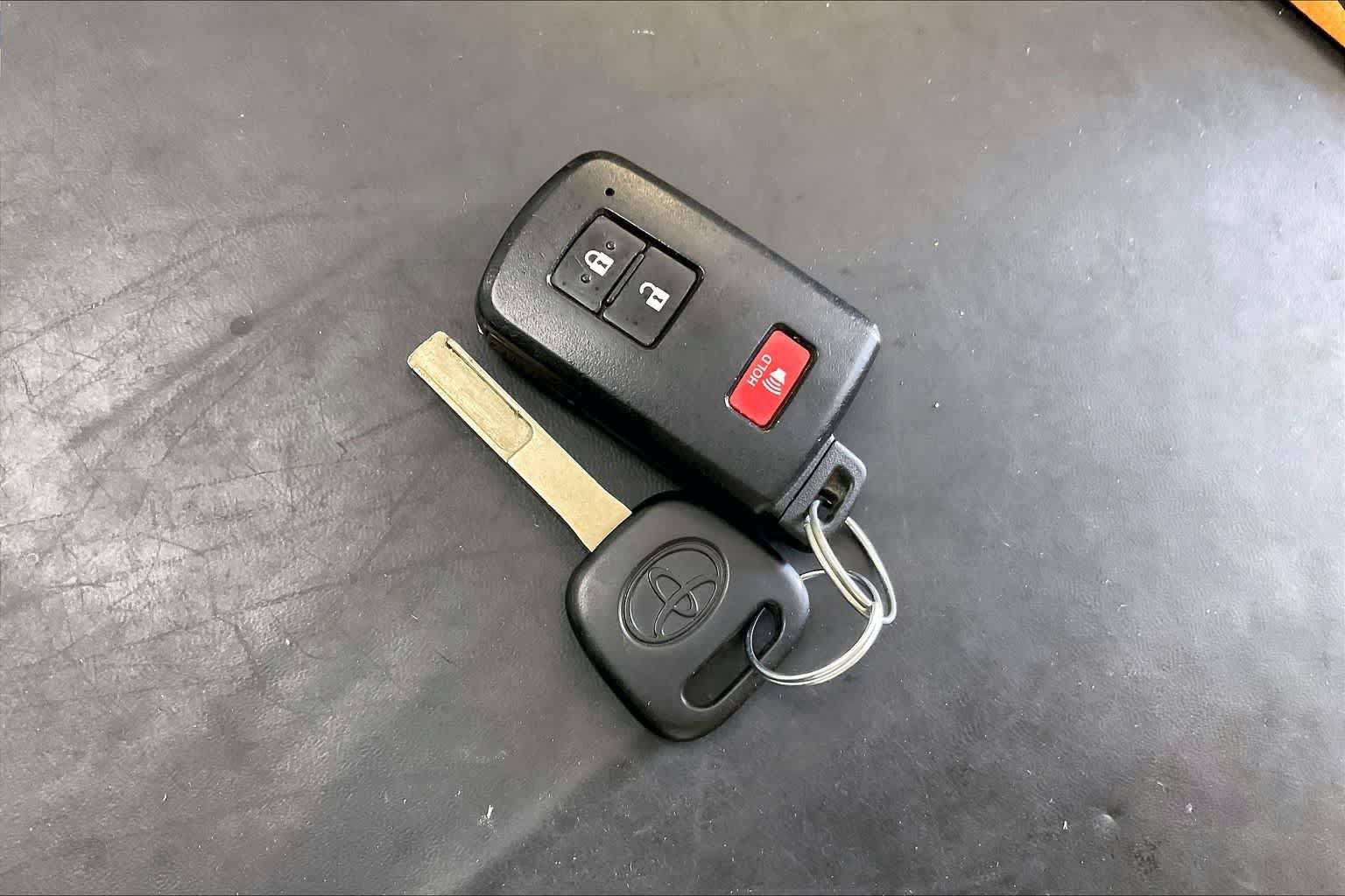 Used 2020 Toyota Tacoma TRD Off-Road w/ Technology Package AWD/4WD image 19