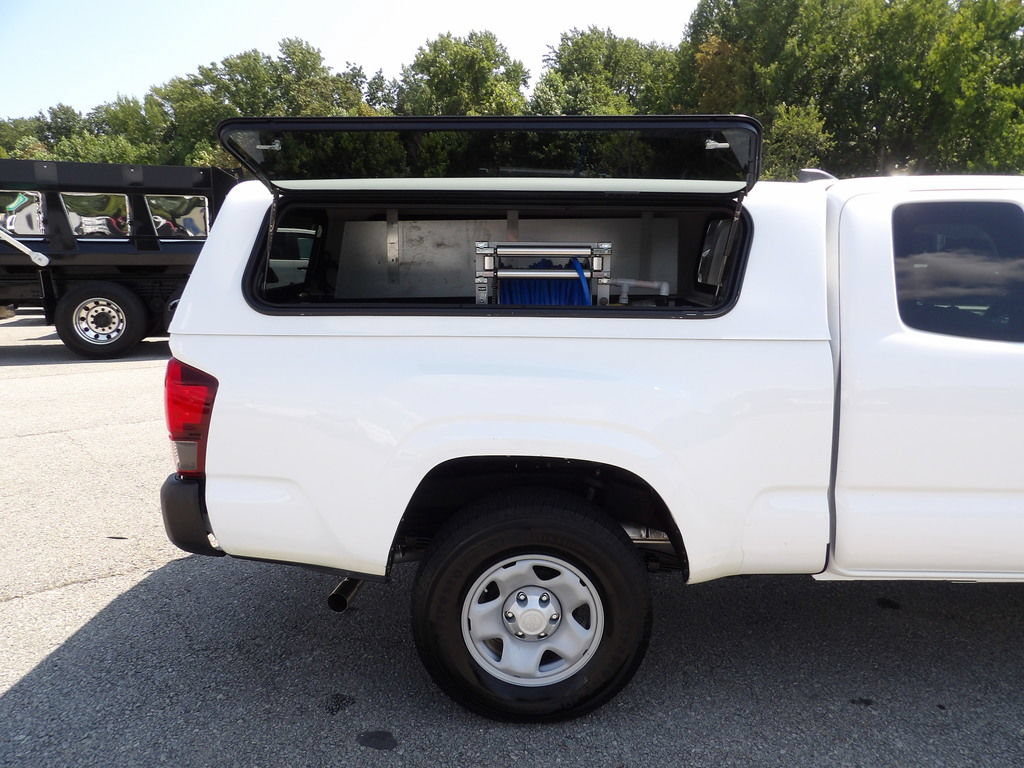Used 2023 Toyota Tacoma SR RWD image 45