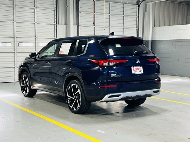 Used 2024 Mitsubishi Outlander SE image 18