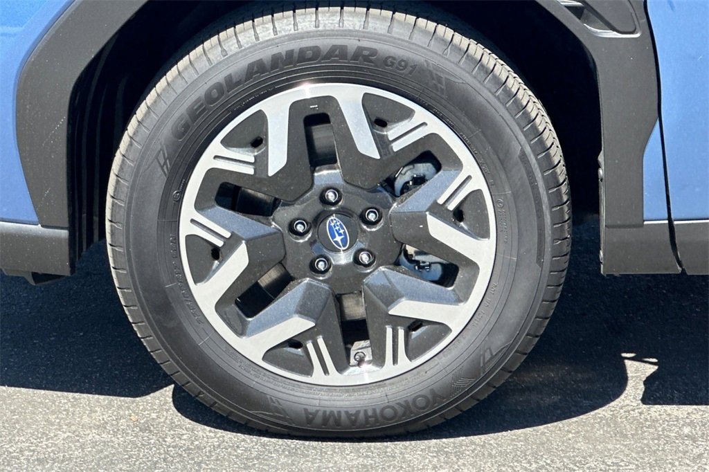 Certified 2025 Subaru Forester image 24