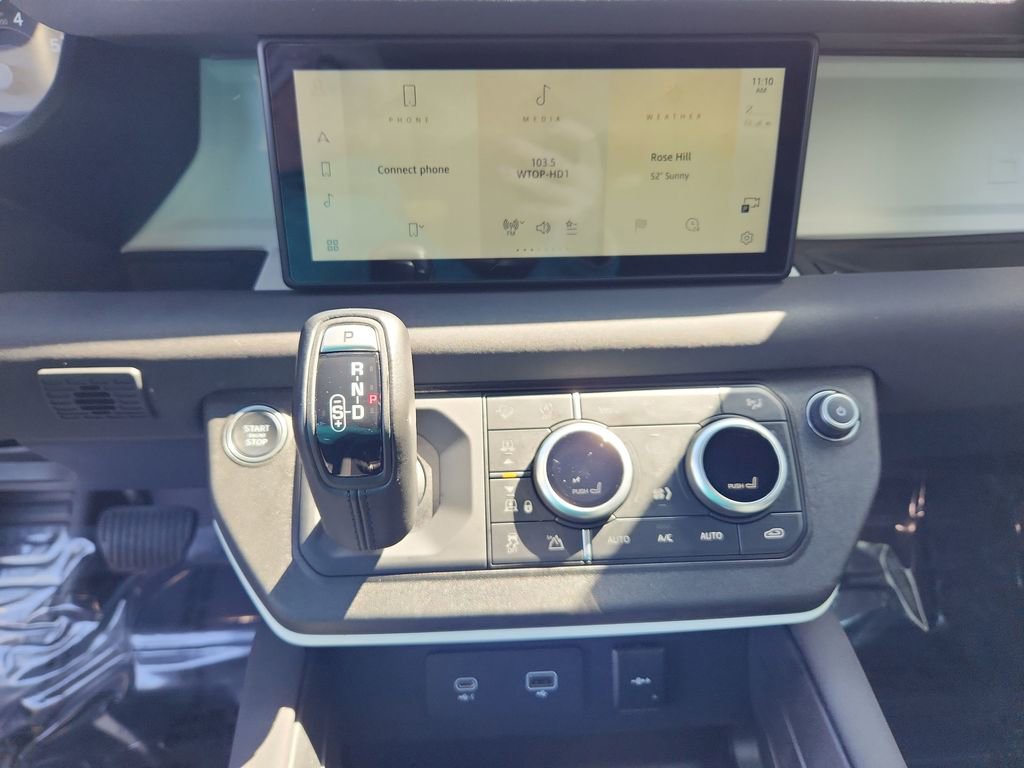 Used 2023 Land Rover Defender 110 S AWD/4WD image 15