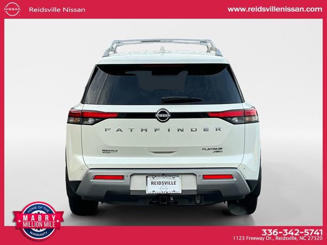 Used 2024 Nissan Pathfinder Platinum image 5