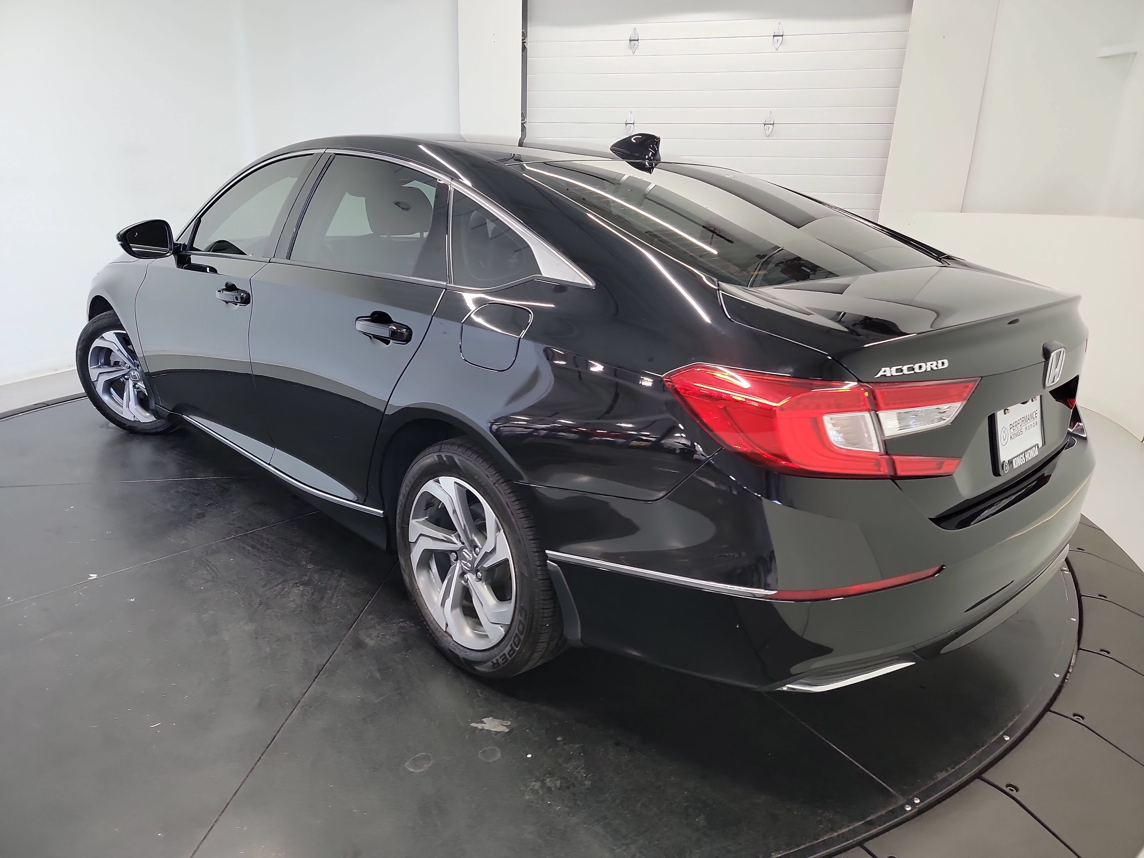 Used 2020 Honda Accord EX-L image 6