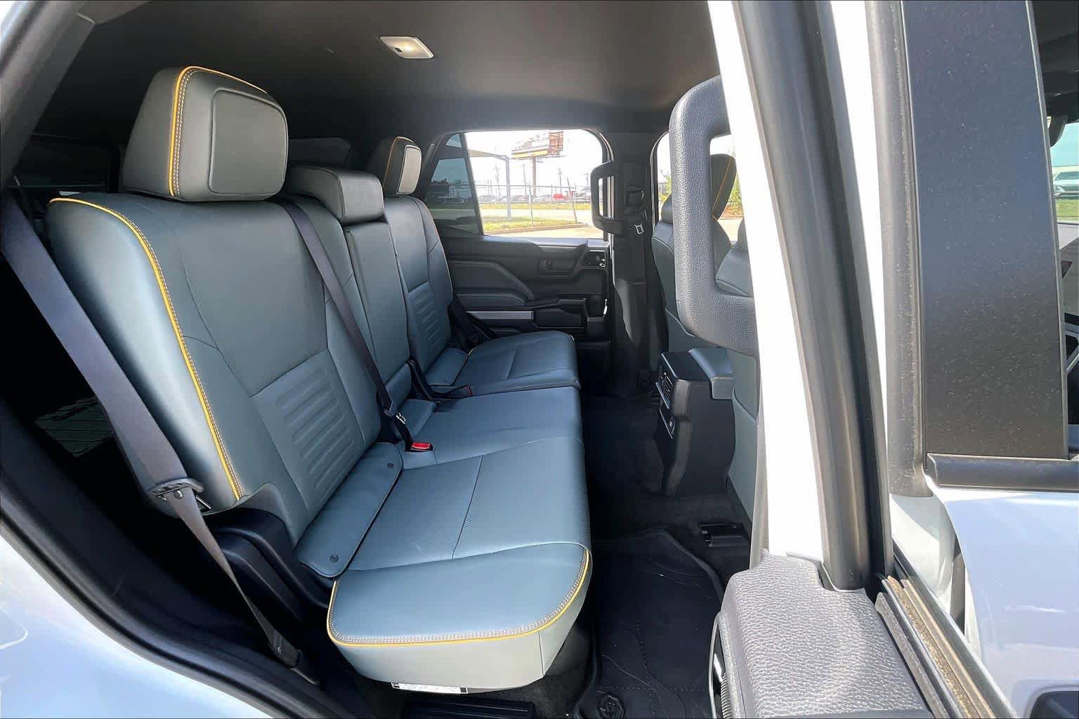 Used 2025 Toyota 4Runner Trailhunter AWD/4WD image 17