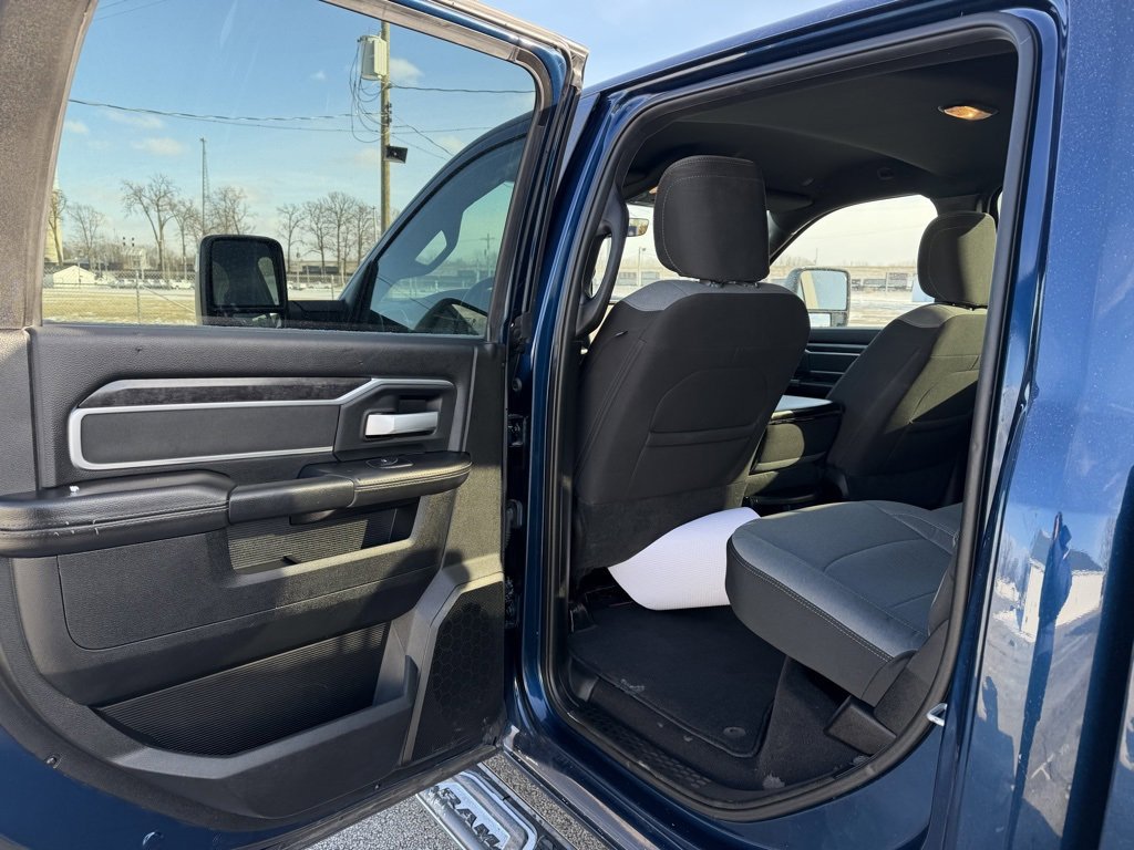 Used 2024 RAM 2500 Big Horn image 43