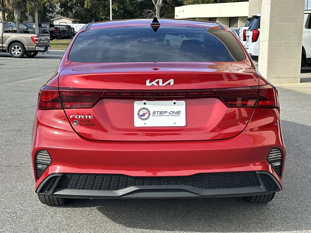 Used 2023 Kia Forte LXS w/ LXS Technology Package image 6