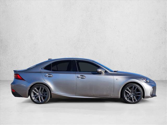 Used 2018 Lexus IS 300 image 4