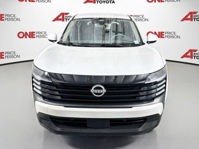 Used 2025 Nissan Kicks SV FWD video 2