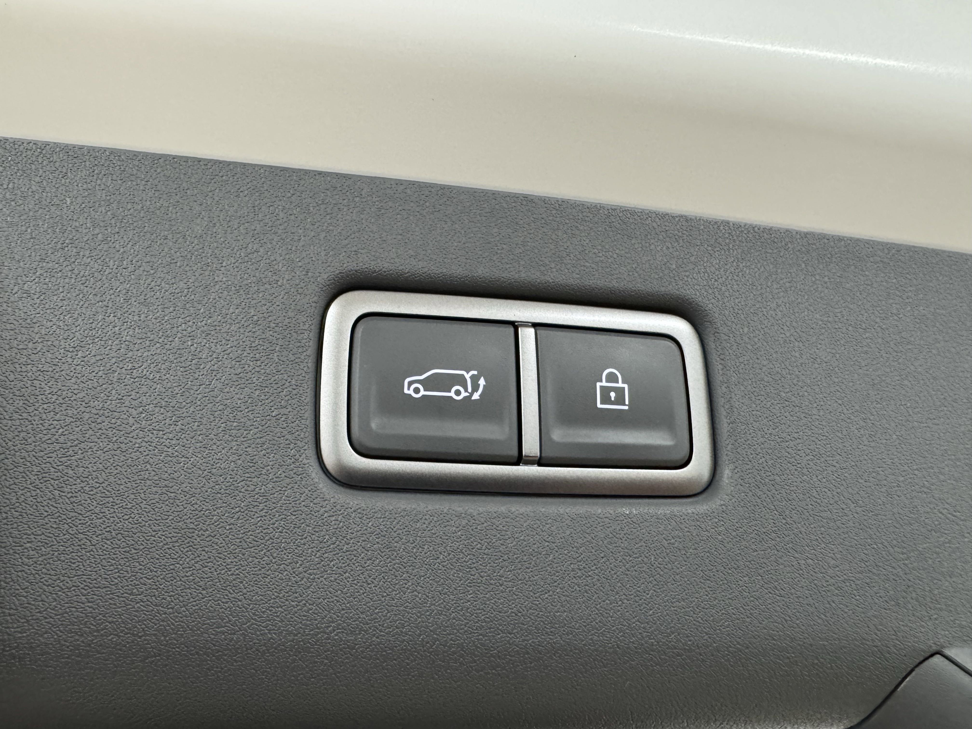 New 2026 Kia EV9 Land w/ Nightfall Edition Package image 23