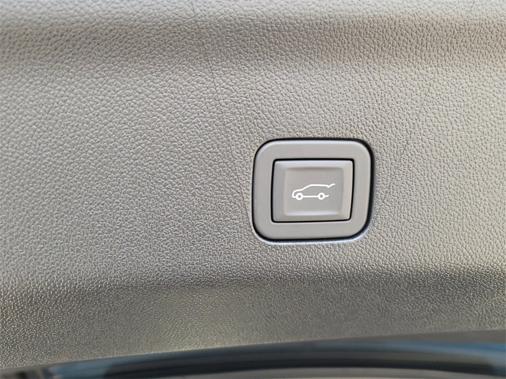 New 2025 Chevrolet Tahoe High Country image 10