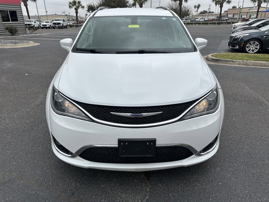 Used 2019 Chrysler Pacifica Touring-L image 9
