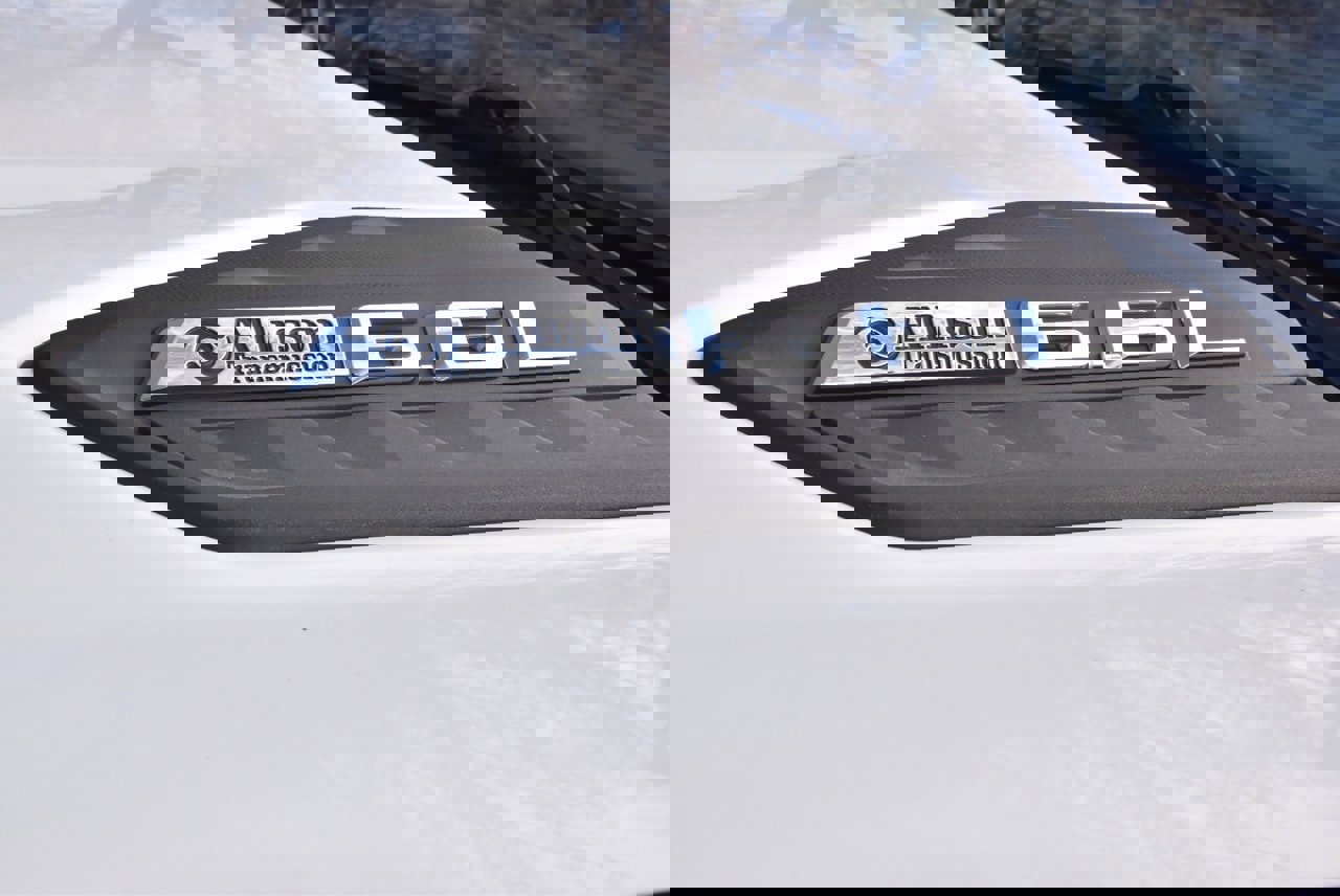 Used 2025 Chevrolet Silverado 2500 LT w/ Safety Package image 40