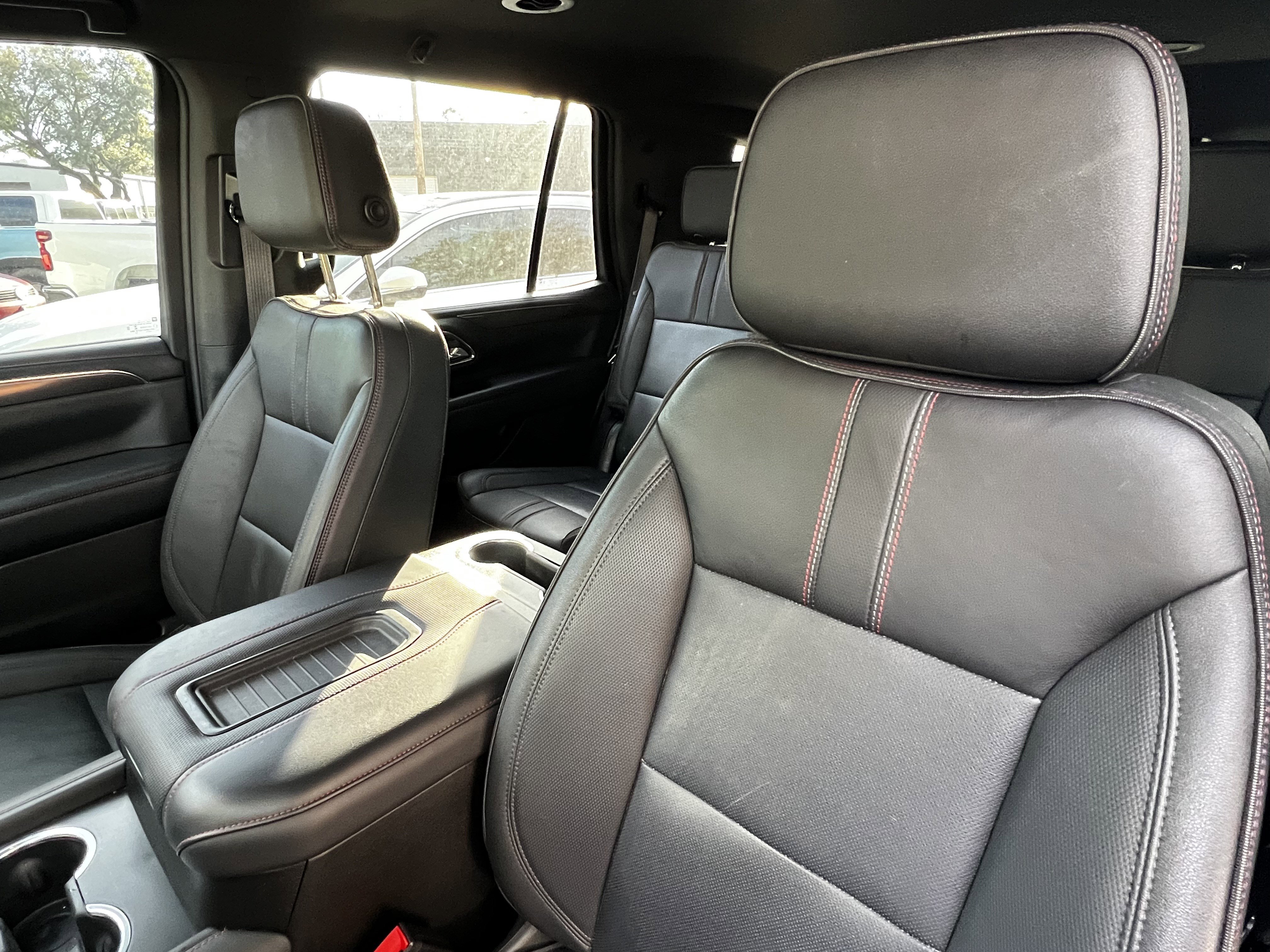 Used 2022 Chevrolet Tahoe RST w/ Luxury Package image 18